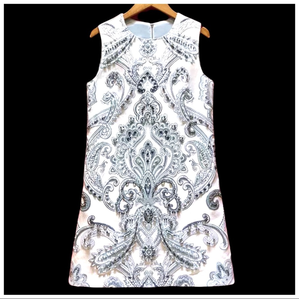 💜 The Hebah Gorgeous Embellished Metallic Sheath Dress